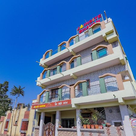 Palitana Spot On Jainsite Bhavan מראה חיצוני תמונה