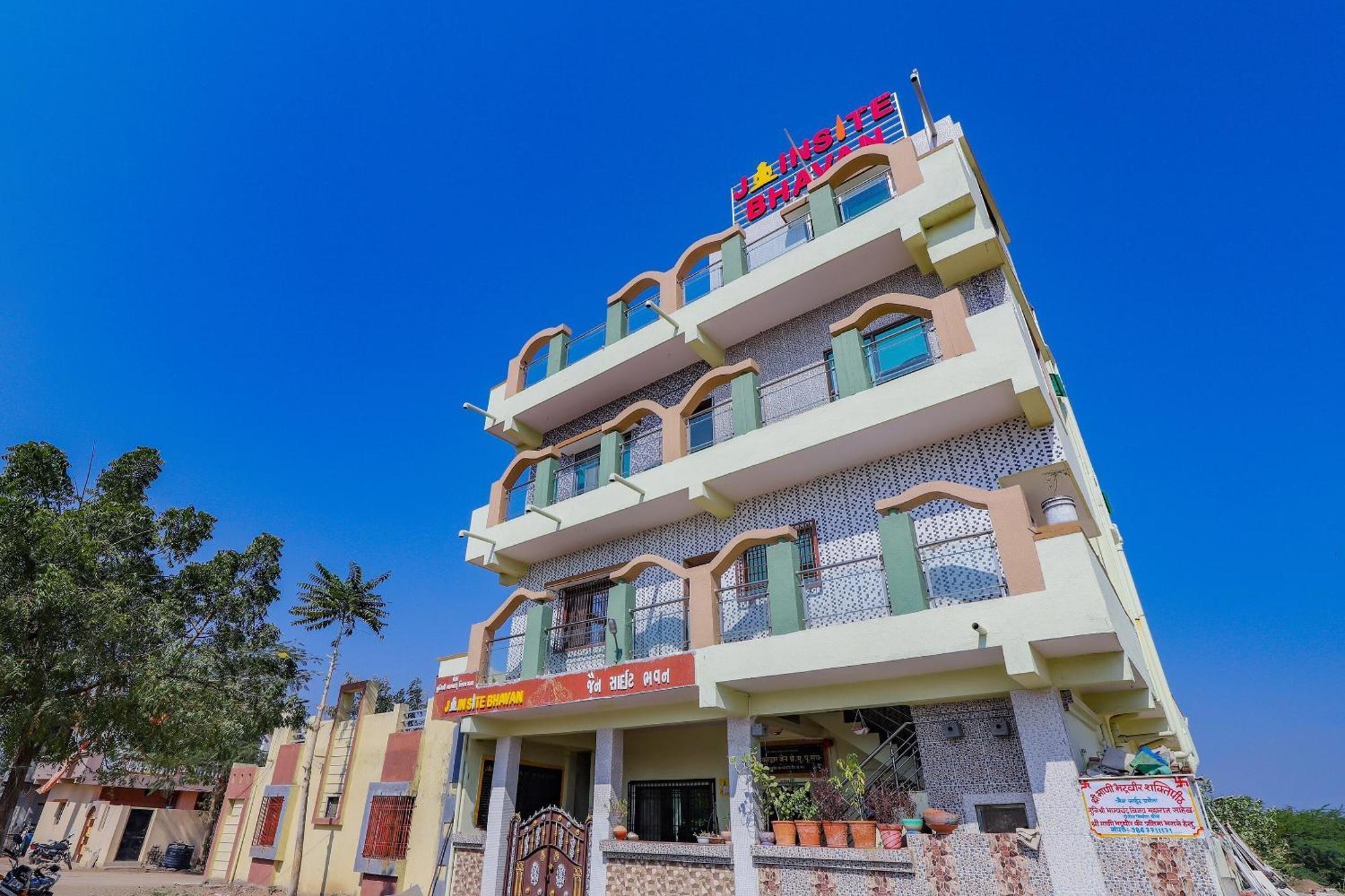 Palitana Spot On Jainsite Bhavan מראה חיצוני תמונה