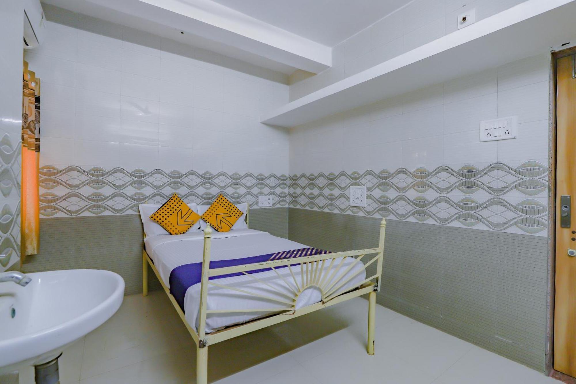 Palitana Spot On Jainsite Bhavan מראה חיצוני תמונה