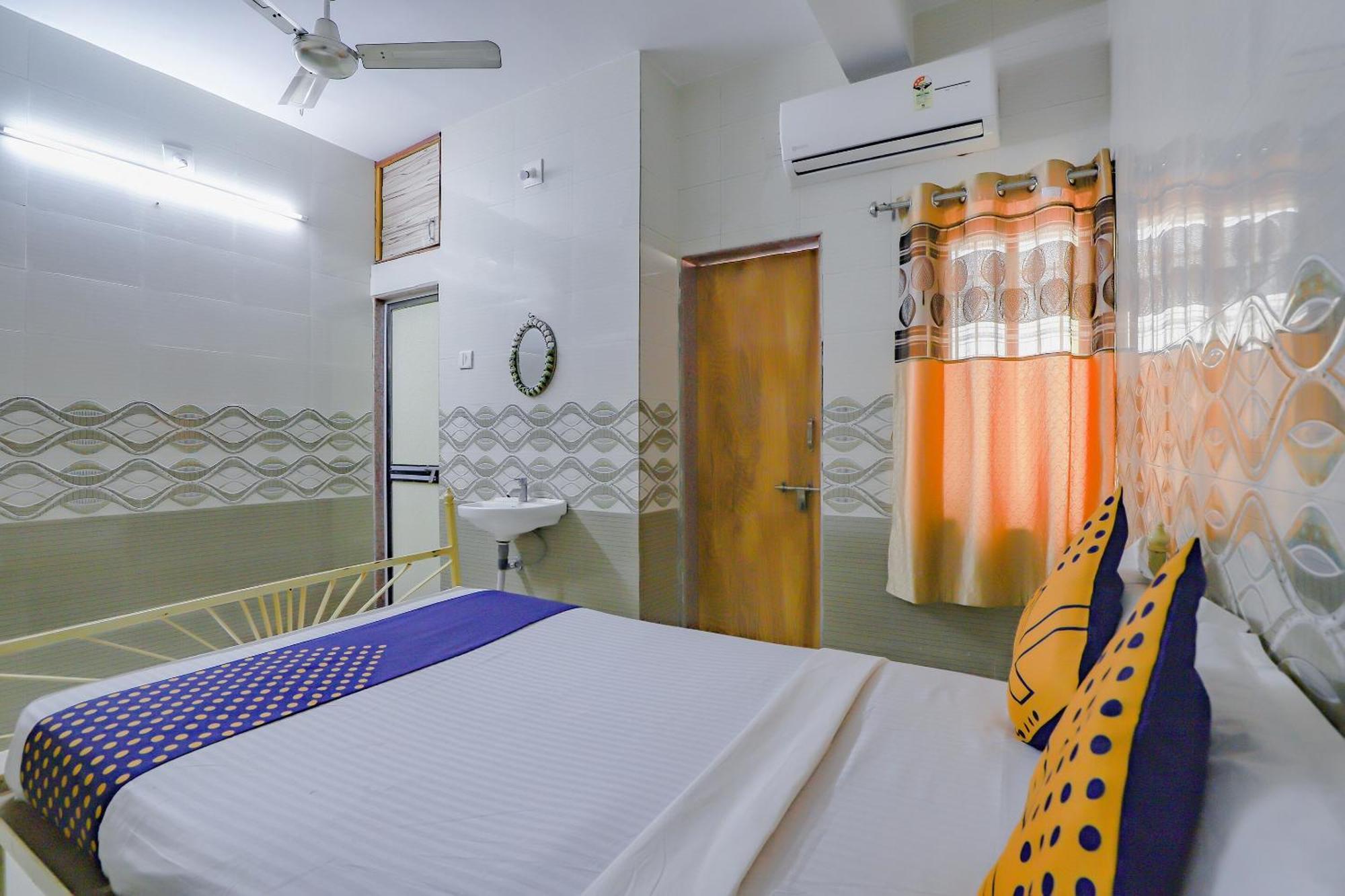 Palitana Spot On Jainsite Bhavan מראה חיצוני תמונה