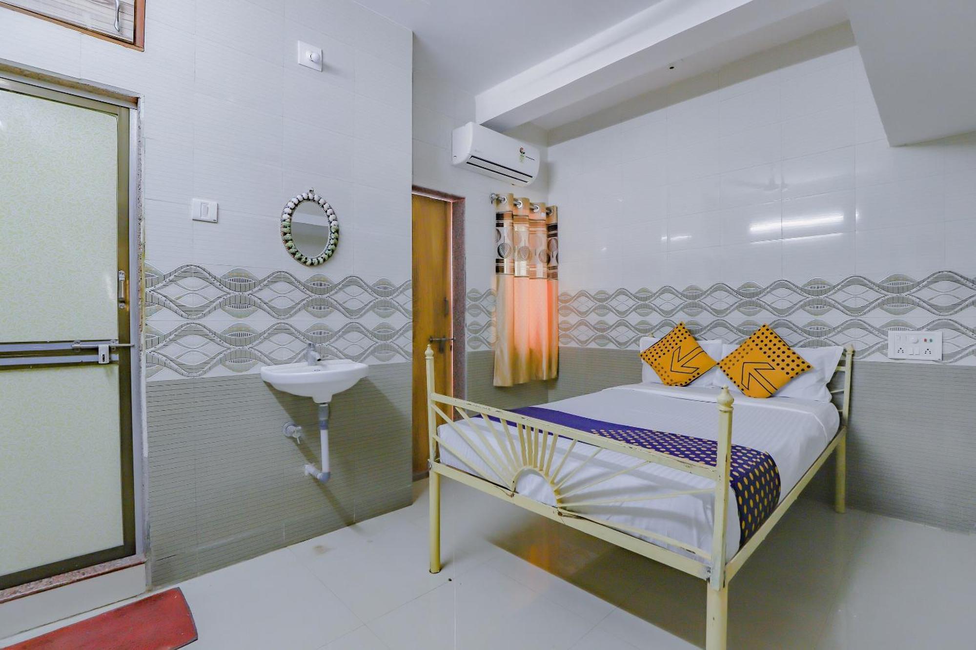 Palitana Spot On Jainsite Bhavan מראה חיצוני תמונה